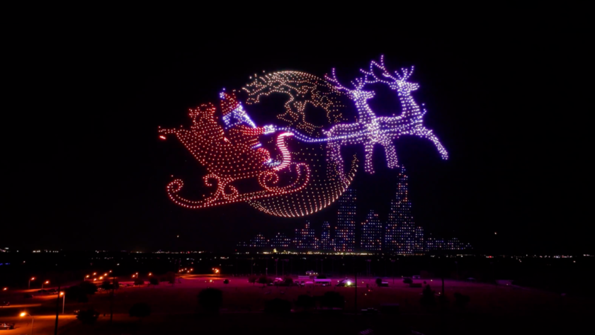 Lake Eola Park ilumina la Navidad con un show de drones