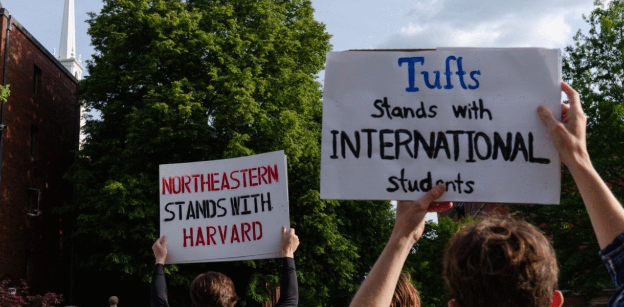 Estados Unidos suspendió temporalmente la emisión de visas estudiantiles