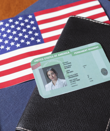 USCIS extendió periodo de validez de la Green Card a 36 meses